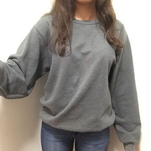 Grey cute sweatshirt medium